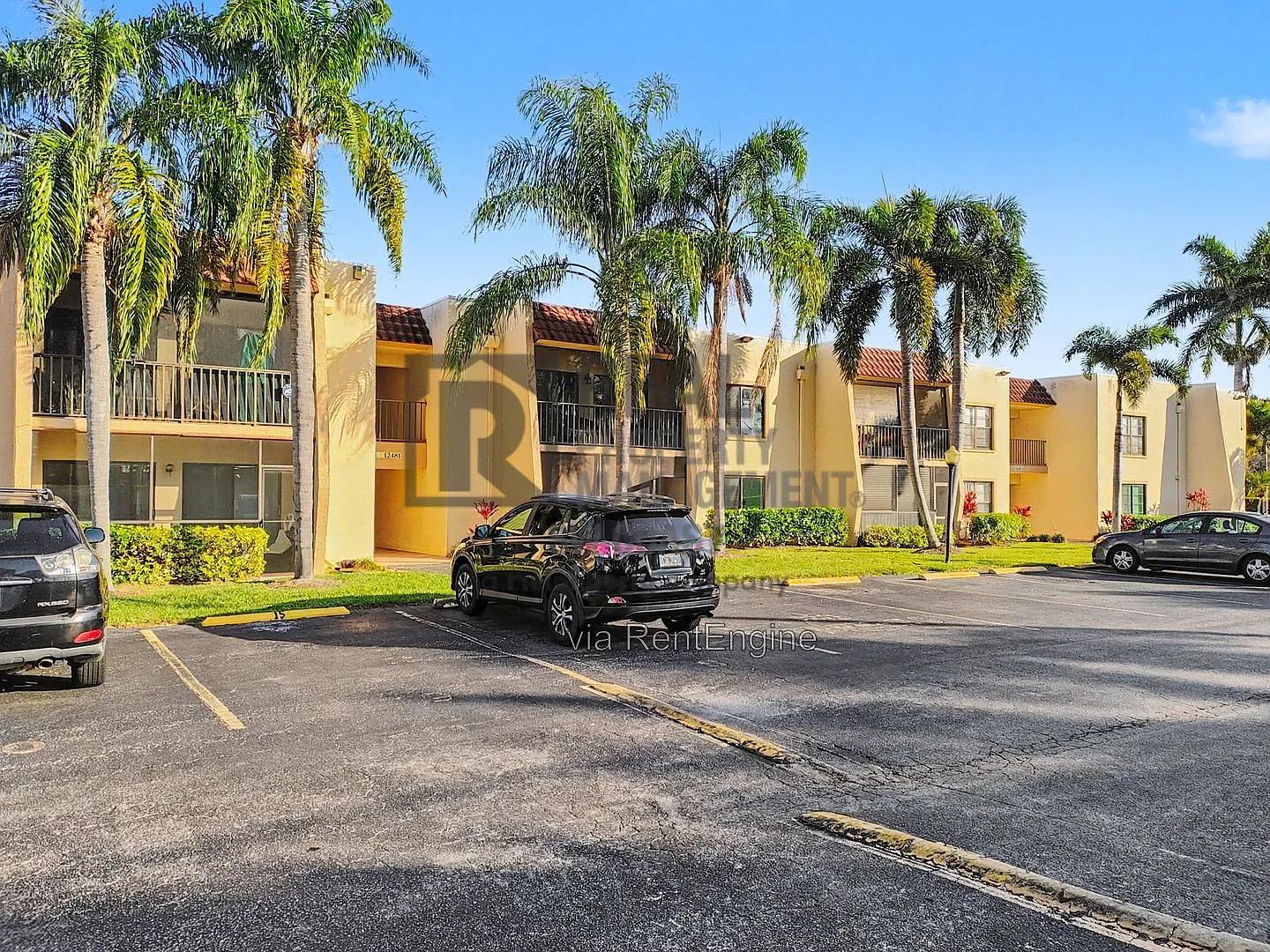 2 bed, 2.0 bath, 1111 sqft, $1,299 — Photo 1