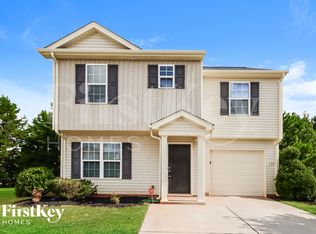 532 Ellingsworth Ln, Charlotte, NC 28214