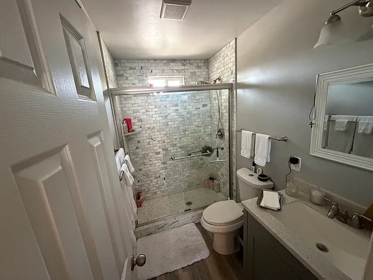 1621 Griffin St #A — Photo 8