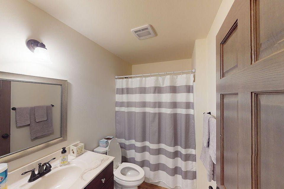 1st image of 21316 Barbara Ln