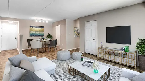 Foxwood Apartments Photo 1