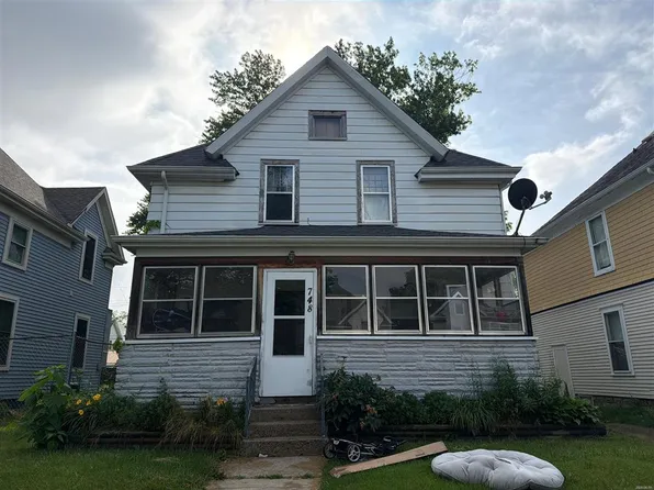 748 Cottage Grove Ave, South Bend, IN 46616
