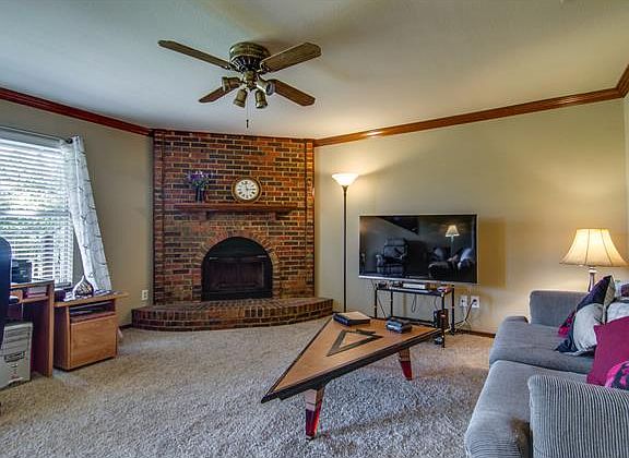 4th image of 734 Pebble Beach Dr