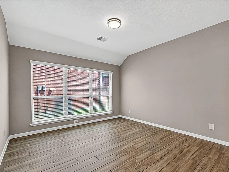 4915 Ibis Lake Ct — Photo 8