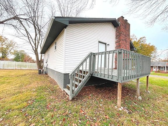 4th image of 1733 Deringer Dr