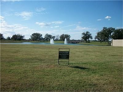 2nd image of 10 Miramar Heights Cir