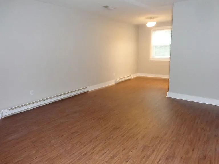 307 W Little Creek Rd #B — Photo 8