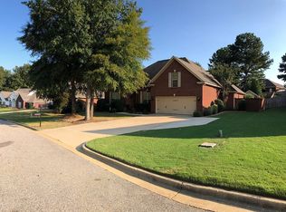 88 Jasmine Dr, Millbrook, AL 36054