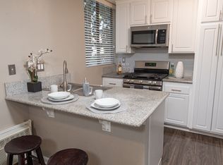 Evria Claremont Apartments, Claremont, CA 91711
