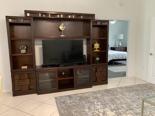 3706 54th Dr W #P203, Bradenton, FL 34210