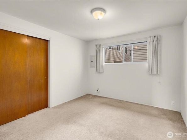 seattle-washington-448346822 picture