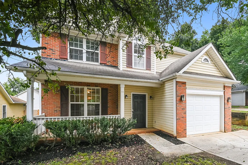 3 bed, 2.5 bath, 1630 sqft, $2,040 — Photo 4
