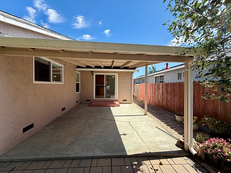 4456 Gibraltar Dr — Photo 14