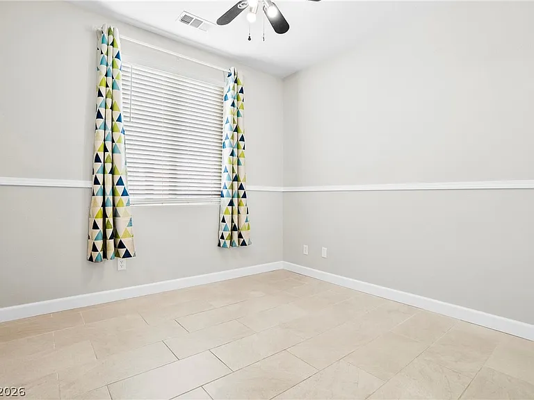 8824 Iron Hitch Ave — Photo 16