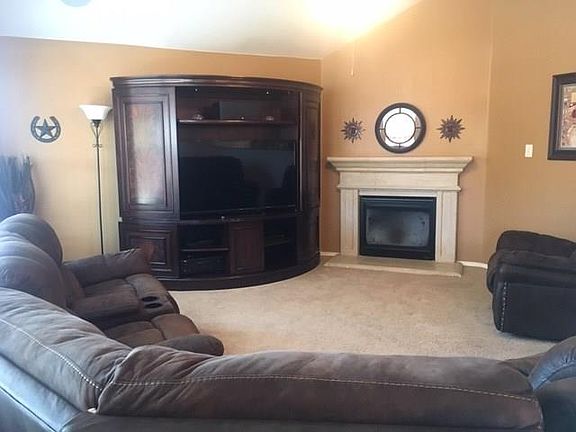 4th image of 516 Glacier St