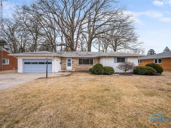 111 Elm St, Swanton, OH 43558