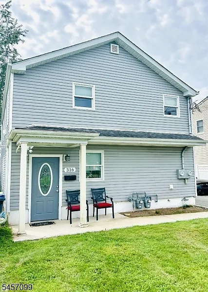2 bed, 1.0 bath, 1536 sqft, $2,675 — Photo 1