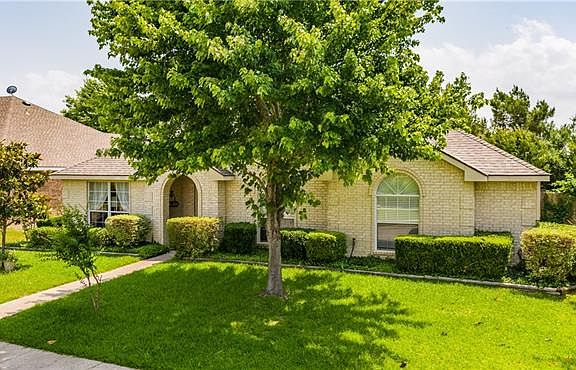 4th image of 114 Forest Park Ln