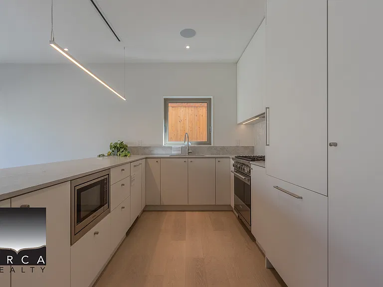 2915 E 5th Ave #1 — Photo 7