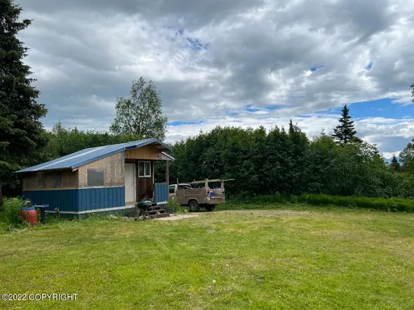 55390 E End Rd, Homer, AK 99603