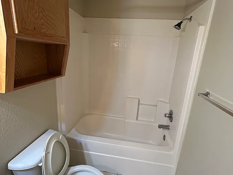 4506 Pennington Ave #B — Photo 5