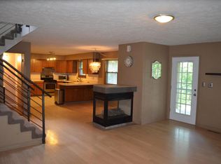 2616 Poverty Gulch Rd, Hollister, MO 65672