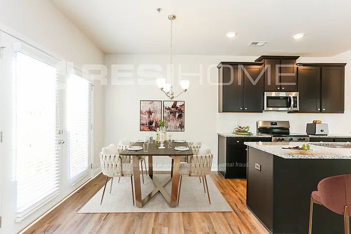 233 Victory Creek Ln — Photo 5