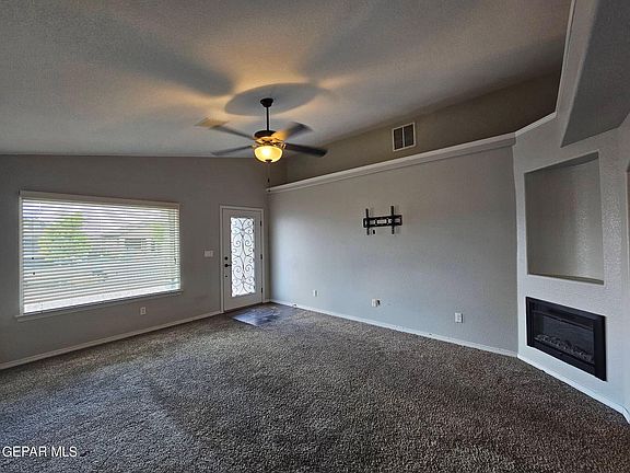 5th image of 4980 Rose Elise St