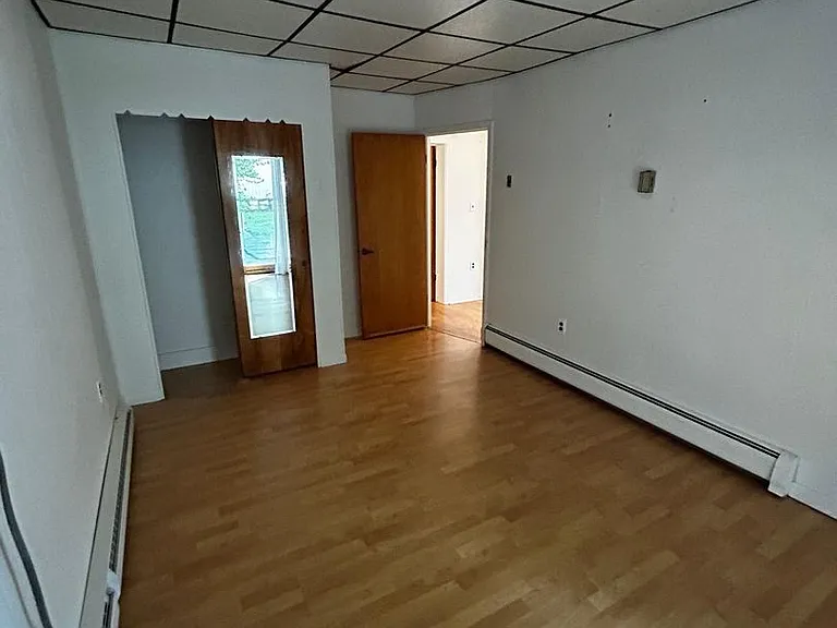308 N Blakely St — Photo 28