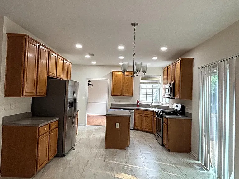 44331 Ladiesburg Pl — Photo 19