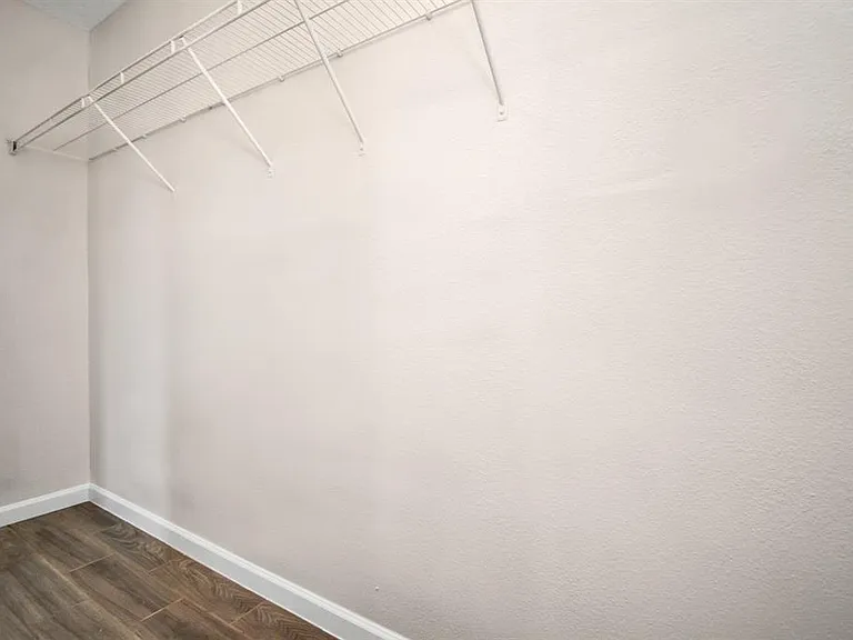 21826 Hemlock Park Dr — Photo 10