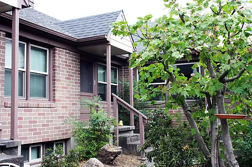 57 NE Wygant St #2 Photo 1