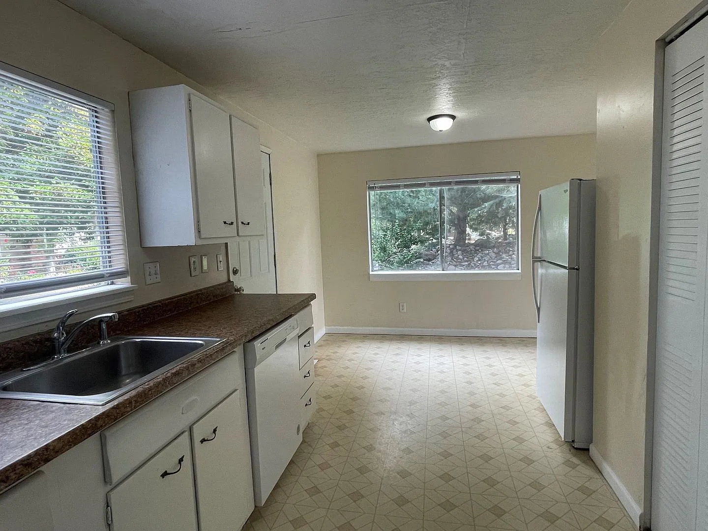 Ashland Court — Photo 4