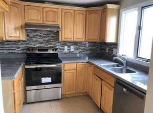 16 Packards Ln #C, Quincy, MA 02169