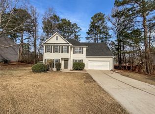 1419 Fall River Dr, Conyers, GA 30013