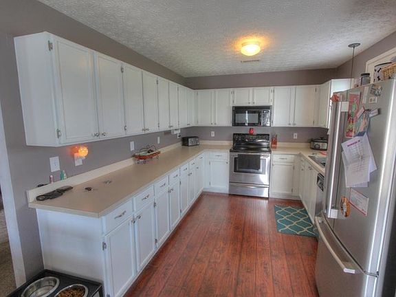 2nd image of 1046 Braxton Blvd