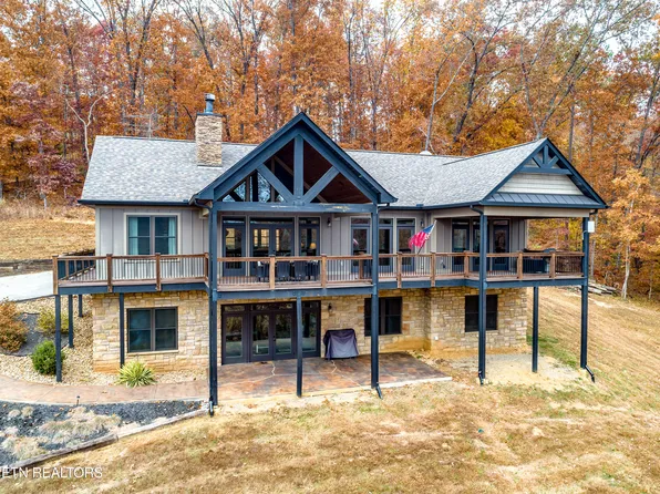 1300 Oren White Rd, Lenoir City, TN 37771