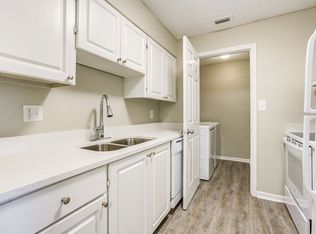 Stone Creek Apartments, Tampa, FL 33617