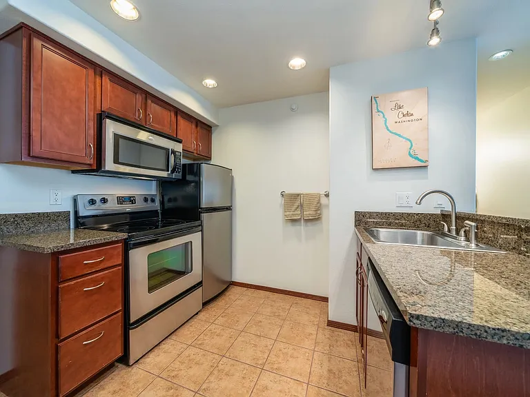 322 W Woodin Ave #636-1 — Photo 11