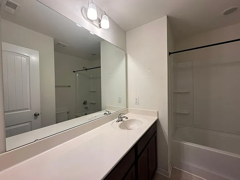 183 Polaris Ave — Photo 16