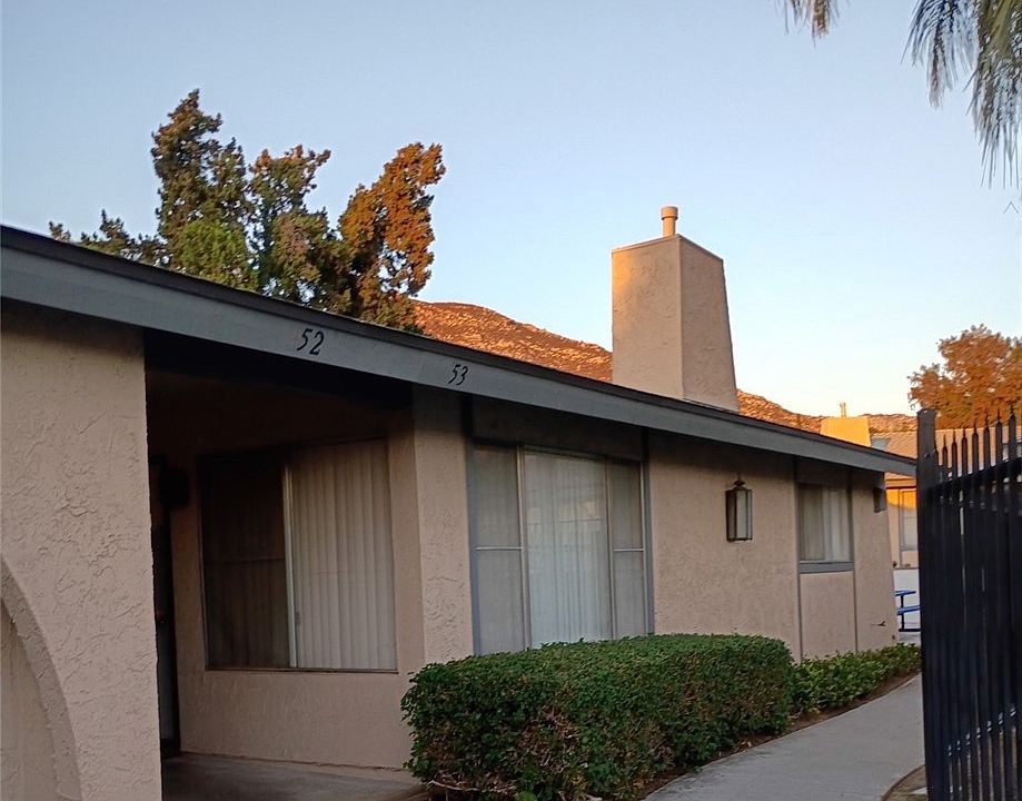 1st image of 2891 Canyon Crest Dr APT 53