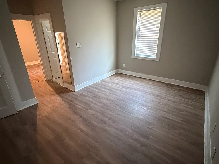 1485 Jackson Ave — Photo 13