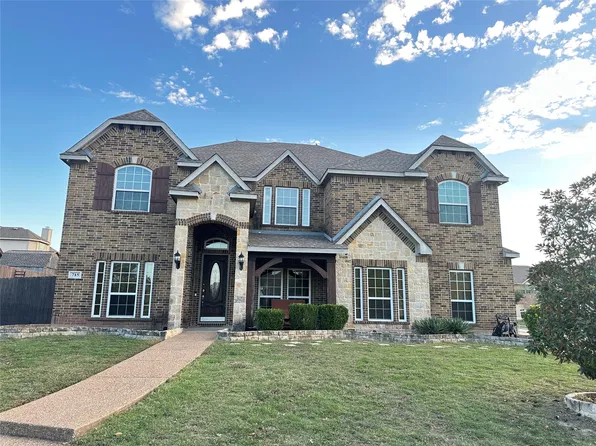 715 Clement Dr, Cedar Hill, TX 75104