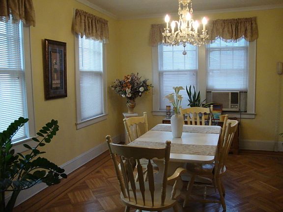 4th image of 114 Hoffman Blvd
