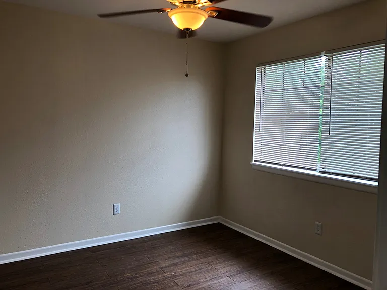 7543 Windsor Oaks — Photo 10