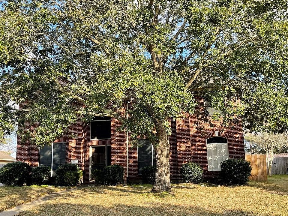 1st image of 4611 Twin Elm Dr