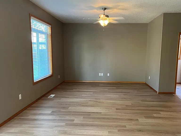 1002 NW 148th St — Photo 11