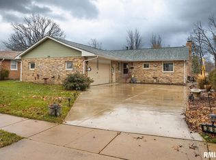 308 Catherine St, Washington, IL