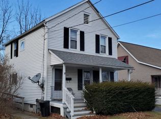 403 Avenue G, Matamoras, PA 18336