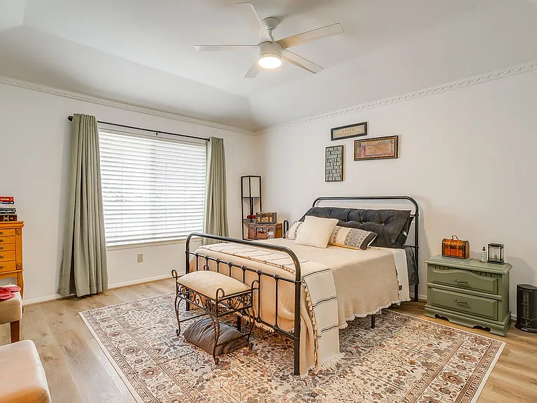 4761 Fieldcrest Dr — Photo 14
